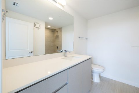 Condo in Orlando, Florida, 2 bedrooms № 2096511 - photo 17