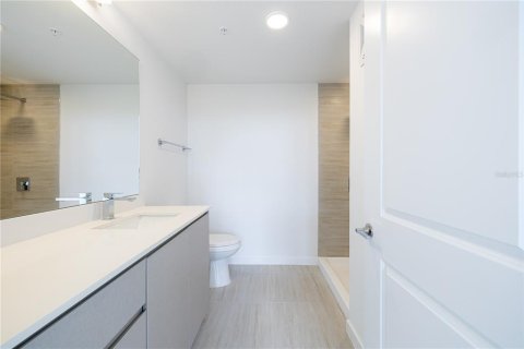 Condo in Orlando, Florida, 2 bedrooms № 2096511 - photo 16