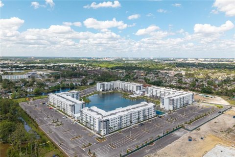 Condo in Orlando, Florida, 2 bedrooms № 2096511 - photo 27
