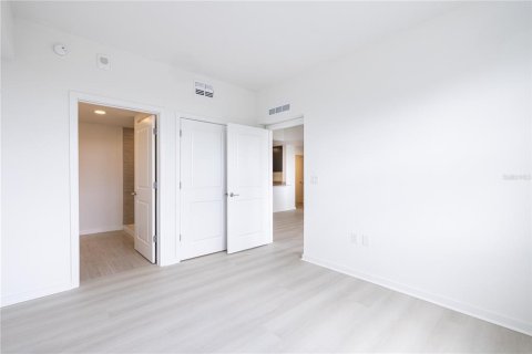 Condo in Orlando, Florida, 2 bedrooms № 2096511 - photo 15