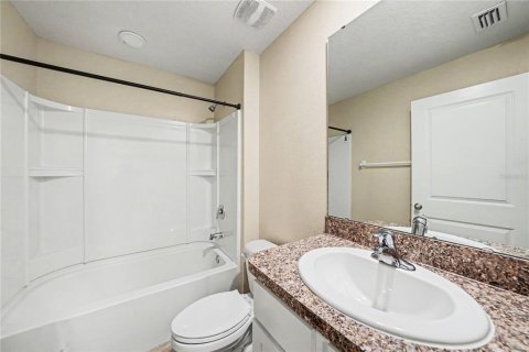 House in Riverview, Florida 3 bedrooms, 140.84 sq.m. № 2096204 - photo 21