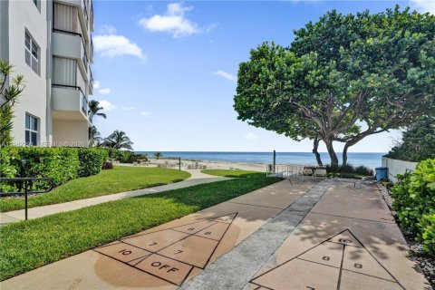 Copropriété à louer à Pompano Beach, Floride: 2 chambres, 99.41 m2 № 2045919 - photo 2