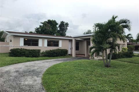 House in Lauderhill, Florida 3 bedrooms, 110 sq.m. № 1975232