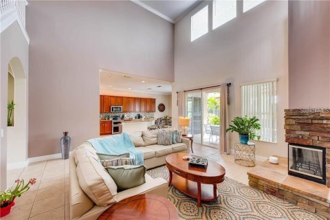 Casa en alquiler en Orlando, Florida, 5 dormitorios, 359.44 m2 № 1688348 - foto 3
