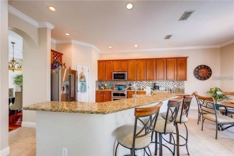 Casa en alquiler en Orlando, Florida, 5 dormitorios, 359.44 m2 № 1688348 - foto 4