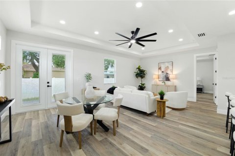 Villa ou maison à vendre à Tampa, Floride: 3 chambres, 160.16 m2 № 2129047 - photo 5