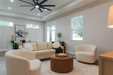 Villa ou maison à vendre à Tampa, Floride: 3 chambres, 160.16 m2 № 2129047 - photo 8