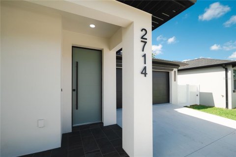 Villa ou maison à vendre à Tampa, Floride: 3 chambres, 160.16 m2 № 2129047 - photo 2