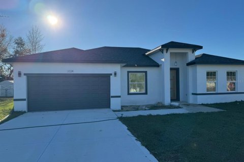 Casa en venta en Ocala, Florida, 4 dormitorios, 164.81 m2 № 1548314 - foto 1