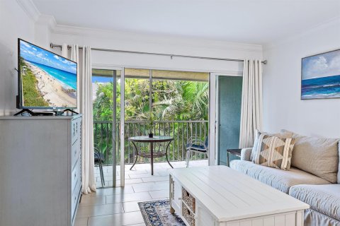 Condominio en alquiler en Hutchinson Island South, Florida, 1 dormitorio, 64.01 m2 № 2182794 - foto 6