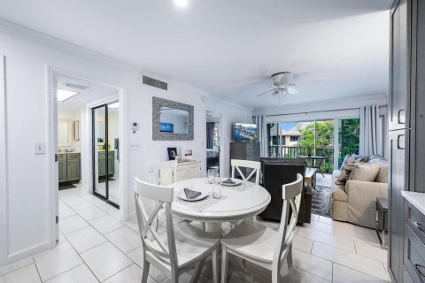 Condominio en alquiler en Hutchinson Island South, Florida, 1 dormitorio, 64.01 m2 № 2182794 - foto 11