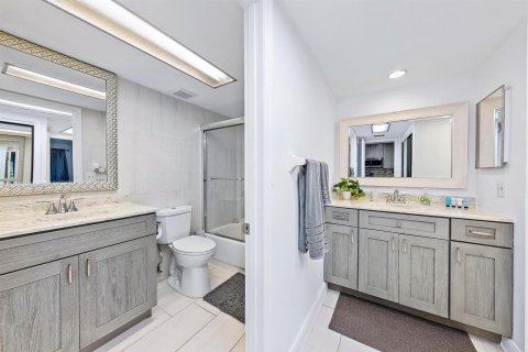 Condominio en alquiler en Hutchinson Island South, Florida, 1 dormitorio, 64.01 m2 № 2182794 - foto 14