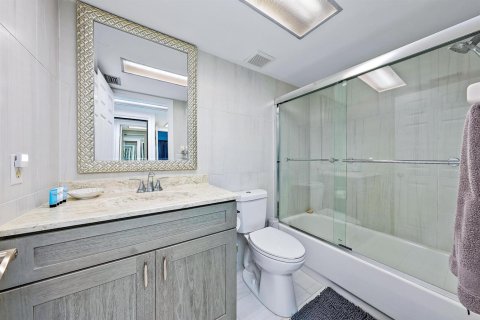 Condominio en alquiler en Hutchinson Island South, Florida, 1 dormitorio, 64.01 m2 № 2182794 - foto 15