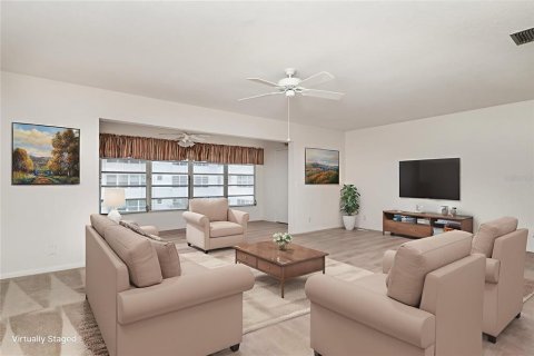 Condo in Winter Haven, Florida, 2 bedrooms  № 1888445 - photo 26