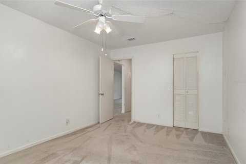 Condo in Winter Haven, Florida, 2 bedrooms  № 1888445 - photo 16