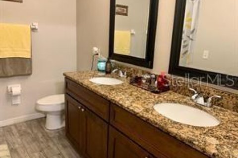 Condo in Kissimmee, Florida, 3 bedrooms  № 1850148 - photo 24