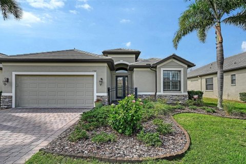 House in Bradenton, Florida 3 bedrooms, 156.17 sq.m. № 2124776