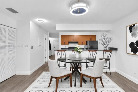 Touwnhouse à vendre à Pembroke Park, Floride: 3 chambres, 110.37 m2 № 1924866 - photo 3