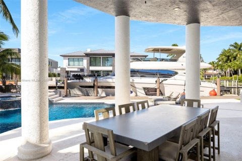 Villa ou maison à vendre à Fort Lauderdale, Floride: 5 chambres, 491.27 m2 № 1860884 - photo 30