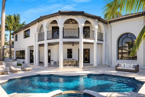 Villa ou maison à vendre à Fort Lauderdale, Floride: 5 chambres, 491.27 m2 № 1860884 - photo 3