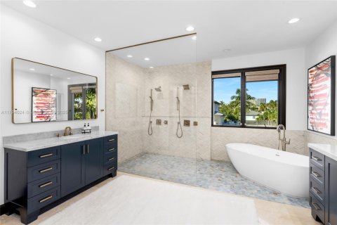 Villa ou maison à vendre à Fort Lauderdale, Floride: 5 chambres, 491.27 m2 № 1860884 - photo 19