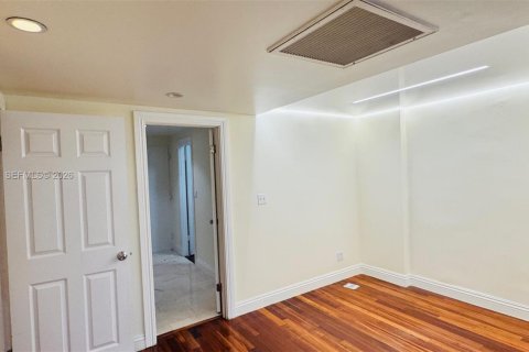 Снять в аренду кондоминиум в Санни-Айлс-Бич, Флорида 2 спальни, 141.68м2, № 2030365 - фото 15