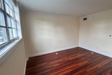 Снять в аренду кондоминиум в Санни-Айлс-Бич, Флорида 2 спальни, 141.68м2, № 2030365 - фото 13