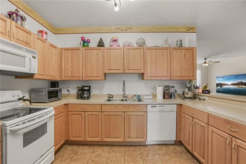 Condominio en venta en Kissimmee, Florida, 3 dormitorios, 137.87 m2 № 2220648 - foto 9