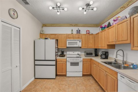 Condominio en venta en Kissimmee, Florida, 3 dormitorios, 137.87 m2 № 2220648 - foto 12