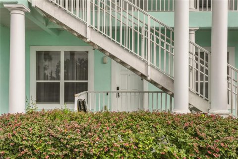 Condominio en Kissimmee, Florida, 3 dormitorios № 2220648
