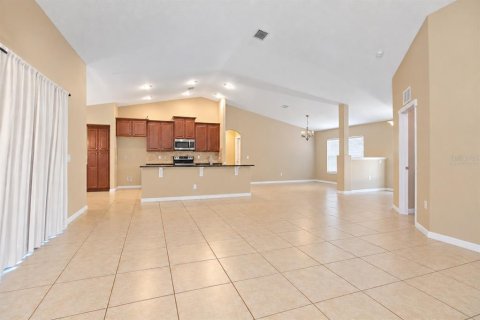 House in Palm Coast, Florida 4 bedrooms, 205.13 sq.m. № 2391032 - photo 4