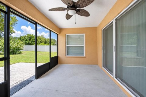 House in Palm Coast, Florida 4 bedrooms, 205.13 sq.m. № 2391032 - photo 21