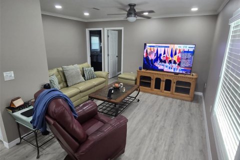 Condominio en alquiler en Tarpon Springs, Florida, 2 dormitorios, 80.92 m2 № 1754981 - foto 5