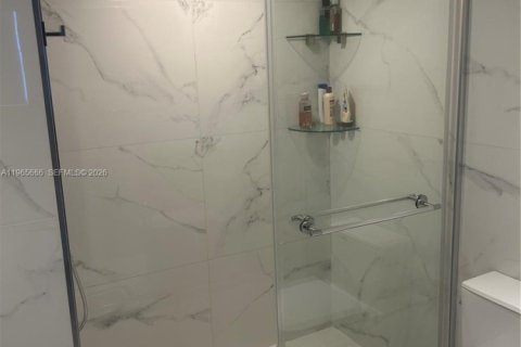 Снять в аренду квартиру в Майами-Бич, Флорида 2 спальни, 100.33м2, № 2027301 - фото 6