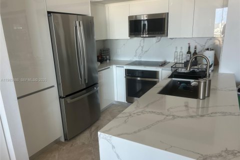 Снять в аренду квартиру в Майами-Бич, Флорида 2 спальни, 100.33м2, № 2027301 - фото 7