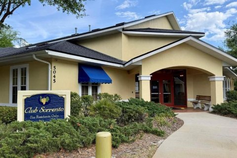 Townhouse in Gainesville, Florida 2 bedrooms, 98.1 sq.m. № 2227380 - photo 28