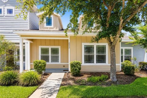 Townhouse in Gainesville, Florida 2 bedrooms, 98.1 sq.m. № 2227380
