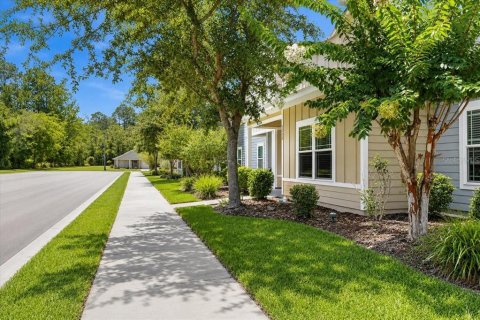 Townhouse in Gainesville, Florida 2 bedrooms, 98.1 sq.m. № 2227380 - photo 3