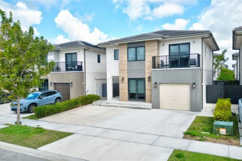 Casa en venta en Florida City, Florida, 5 dormitorios, 176.7 m2 № 2057479 - foto 7