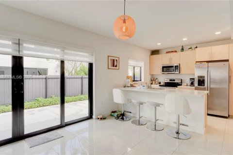 Casa en venta en Florida City, Florida, 5 dormitorios, 176.7 m2 № 2057479 - foto 17