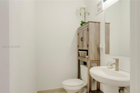 Casa en venta en Florida City, Florida, 5 dormitorios, 176.7 m2 № 2057479 - foto 26