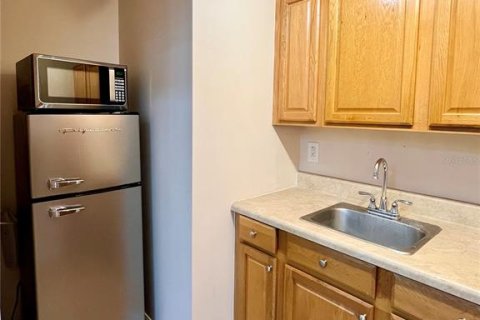 Propiedad comercial en alquiler en Orlando, Florida № 2219019 - foto 28