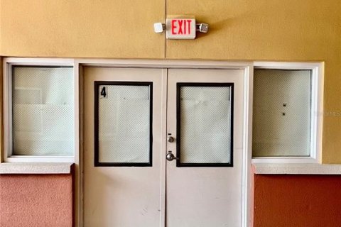 Propiedad comercial en alquiler en Orlando, Florida № 2219019 - foto 17