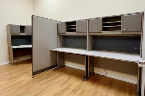 Propiedad comercial en alquiler en Orlando, Florida № 2219019 - foto 12