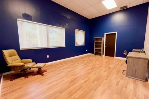 Propiedad comercial en alquiler en Orlando, Florida № 2219019 - foto 10