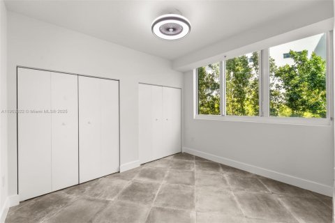 Condo in Miami Beach, Florida, 3 bedrooms  № 1953430 - photo 10