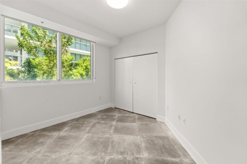 Condo in Miami Beach, Florida, 3 bedrooms  № 1953430 - photo 7