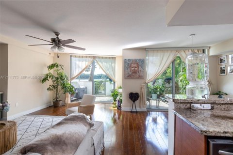 Condominio en Sunrise, Florida, 2 dormitorios  № 2429899