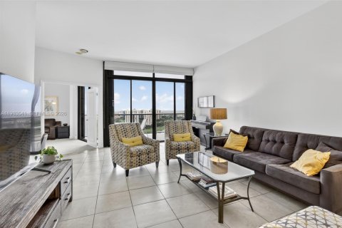 Condo in Aventura, Florida, 2 bedrooms  № 2047062 - photo 5