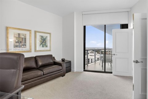 Condo in Aventura, Florida, 2 bedrooms  № 2047062 - photo 27